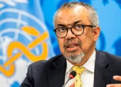 Referencial.El director de la OMS, durante una rueda de prensa sobre alertas sanitarias vinculadas a medicamentos de India.