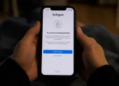 Usuarios en todo el mundo denuncian suspensiones masivas de cuentas en Instagram y apuntan a posibles errores en los sistemas automatizados de moderación con inteligencia artificial de Meta.