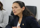 El correísmo intentará, otra vez, impulsar un juicio político en contra de la exministra de Energía, Inés Manzano, por el caso Progen.