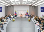 La presidenta encargada de Venezuela, Delcy Rodríguez, durante una reunión con el Consejo de Ministros este 26 de mayo de 2026, en Caracas (Venezuela).