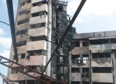 El edificio del centro comercial Multicomercio deberá ser demolido debido a los severos daños que dejó el incendio de febrero del 2026.