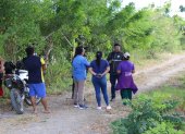 La policía llegó hasta el área del hallazgo de los dos extranjeros muertos en la comuna Olón