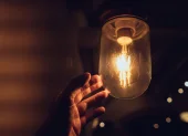 Los cortes de energía en Guayaquil serán este sábado 30 y domingo 31 de mayo, según anunció el Ministerio de Ambiente y Energía (MAE).