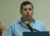Xavier Flores Aguirre es abogado constitucionalista y especialista en derechos humanos.