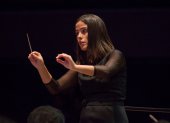 La directora asistente de la Orquesta Sinfónica de Guayaquil, Victhoria Pérez, lidera “Héroes y Villanos”, un espectáculo que reunirá las bandas sonoras más recordadas del cine, las series y los videojuegos.