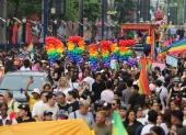 En 2025 se realizó en Guayaquil la marcha del Orgullo que, por primera vez en 16 años, no terminó con un festival debido a la negativa del Municipio a dar el permiso.
