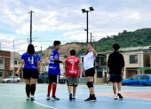 Aunque aún disfrutan jugar, hacer deporte y compartir con sus amigos, la inseguridad forma parte de las preocupaciones cotidianas de muchos adolescentes en Guayas.