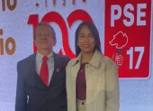 Gustavo Vallejo, presidente del Partido Socialista, junto a la dirigente de la Revolución Ciudadana, Luisa González.