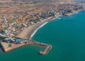 Las parroquias destacan por su riqueza cultural y turística, pero enfrentan carencias en infraestructura y servicios.