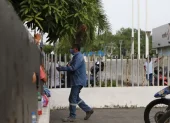 Oocho personas siguen desaparecidas; autoridades analizan pistas del caso.