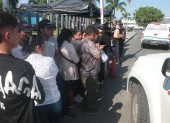Los parientes siguen esperando respuestas de la identificación de los cuerpos.