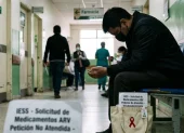 Imagen simbólica de pacientes que viven con VIH que no reciben los antirretrovirales en hospitales de Ecuador.