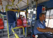 Referencial. La ciudadanía teme al utilizar el transporte urbano.