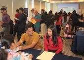 Los interesados deben ser estudiante regular de una carrera de tercer nivel técnico, tecnológico superior o tecnológico superior universitario.