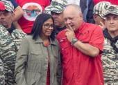 La presidenta encargada de Venezuela, Delcy Rodríguez (c.i.), y el ministro de Interior, Justicia y Paz, Diosdado Cabello (c.d.), en Caracas (Venezuela).