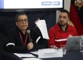 El gerente del Metro, Juan Carlos Parra, y Bruno León, gerente de Operaciones, presentaron informes técnicos para responder cuestionamientos sobre el funcionamiento del metro.