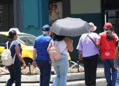 Las temperaturas oscilarán entre 8 °C y 30 °C, y los niveles de radiación UV estarán entre moderados y muy altos.