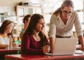 Más que prohibir herramientas como ChatGPT, los expertos proponen enseñar a utilizarlas con criterio y convertirlas en aliadas para el aprendizaje significativo.