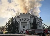 Daños provocados por el ataque ucraniano en el edificio del museo y monumento a la Defensa de Sebastopol de 1854-1855.