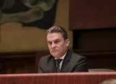 Referencial. José Serrano en una imagen de archivo, mientras enfrenta un nuevo recurso de habeas corpus para salir del centro Krome.