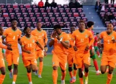 Jugadores de Costa de Marfil celebran en la cancha. La selección africana jugará el Mundial sin el apoyo de su hinchada oficial por la falta de visados de EE. UU.