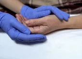 El médico, tanto moral como jurídicamente, está impedido de matar.