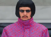 Oliver Tree, cantante y compositor estadounidense, falleció a los 32 años en un accidente de helicópteros ocurrido en Río de Janeiro.