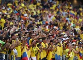 Hinchas ecuatorianos alientan a la Tri en las gradas del estadio de Filadelfia, minutos antes del debut frente a Costa de Marfil en el Mundial 2026.