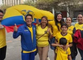 Hinchas cuencanos siguieron con entusiasmo el debut de Ecuador en el Mundial 2026, en una jornada marcada por la ilusión y el apoyo a la Tricolor.