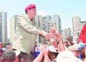 Del "Exprópiese" de Hugo Chávez, al "Intervéngase" en Ecuador, el fantasma del autoritarismo acecha al país.