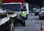 Transporte pesado seguirá con restricciones en Quito tras fallo judicial que respalda al Municipio en Simón Bolívar y Ruta Viva.