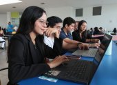 La competencia reunió a participantes de distintas universidades y disciplinas para desarrollar soluciones tecnológicas orientadas a la prevención de incendios forestales.