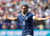 Kylian Mbappé celebra tras marcar un nuevo doblete en el Mundial 2026 con Francia