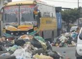 La basura se observa en varias zonas de Guayaquil.