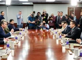 Daniel Noboa realizó al menos 14 viajes a EE. UU. entre 2023 y 2026.