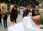 Fotografía de archivo, tomada el pasado 8 de marzo, durante las elecciones primarias de partidos en Colombia, en Bogotá (Colombia).