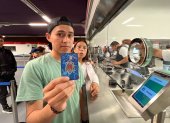 La Tarjeta Ciudad permitirá pagar los viajes en el Metro de Quito, la Ecovía y el Trolebús desde abril de 2026.