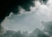 El Inamhi prevé cielos parcialmente nublados en varias regiones del país, con lluvias aisladas en la Costa.