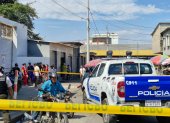 En el mercado del cantón La Libertad los sicarios asesinaron a una mujer embarazada