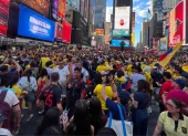 Times Square, en Nueva York (EE. UU.), se llenó de hinchas de la Selección de Ecuador en la antesala del partido contra Alemania por el Mundial 2026.