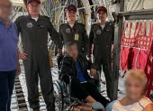 Tres adultos mayores ecuatorianos fueron repatriados desde Venezuela tras el terremoto.