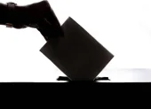 Los resultados electorales estrechos reabren el debate sobre mecanismos para fortalecer la legitimidad democrática.