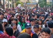 Miles de personas marcharon en Guayaquil por el día del Orgullo.