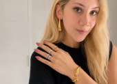 Entre aretes XL, brazaletes y anillos chunky, confirmé que no hace falta gastar una fortuna para elevar un look.