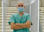 La innovación y la cooperación internacional son esenciales para fortalecer los sistemas de salud y responder a nuevas amenazas.