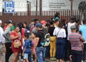 Fotografía de archivo en la que se captó a un grupo de migrantes cubanos en Tapachula, (México).