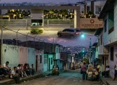 El auge de barrios cerrados profundiza la fractura social y la apatía ciudadana.