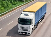 El sector del transporte de carga en Ecuador enfrenta cambios en sus tarifas tras la eliminación del subsidio al diésel, lo que ha generado pedidos de una metodología técnica para fijar precios.