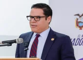 José Julio Neira expuso información confidencial de la demanda que Celec emprendió contra Progen.