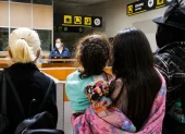 Llegaron a Ecuador los restos de tres compatriotas fallecidos por el terremoto en Venezuela.